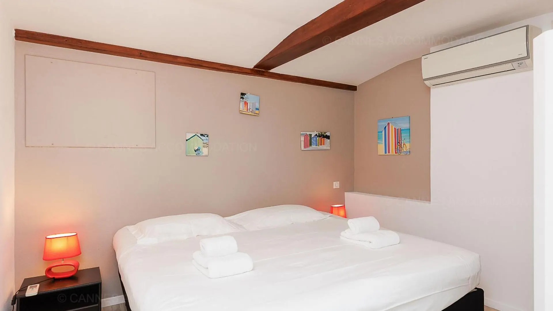 Residence Aout 41 Cannes 0*,  France